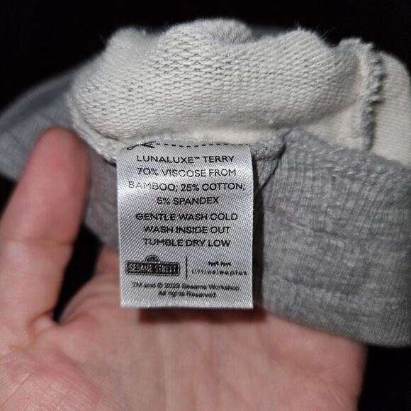 Little Sleepies Sesame Street Grey & Red Bamboo Sweatpants Baby Size 12-18 Month - Picture 4 of 4